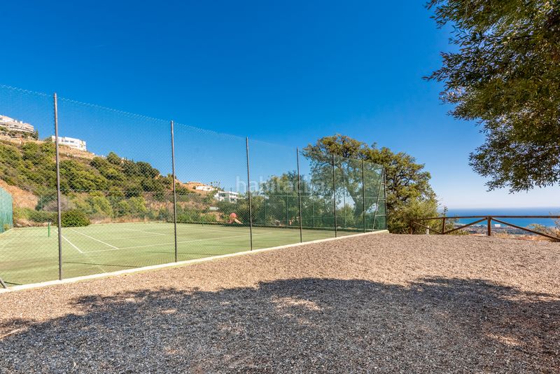 Foto f7a0cd0e-cf8d-49b6-bc82-d8dddbf5b8de. Àtic amb calefacció aparcament piscina a Alto de los Monteros Marbella
