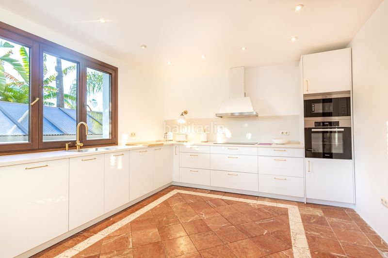 Foto b2040f94-5a77-46a8-8b43-fa263a4de735. Chalet en Guadalmina Alta Marbella