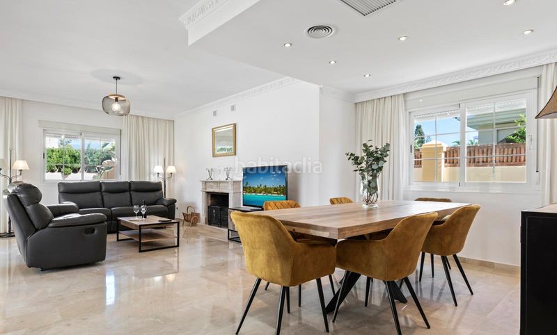 Foto 10ce0499-3202-4677-82d8-6f6a91c1659c. Chalet en Costabella Marbella