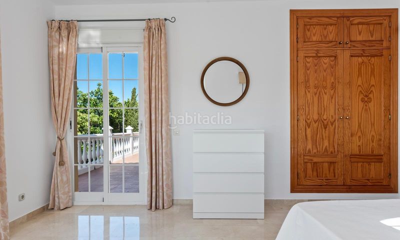 Foto 4bf3bbda-26f4-4920-97e8-3cfd1c4996da. Chalet en Costabella Marbella
