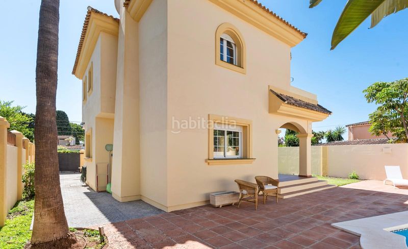 Foto 95066840-619e-4da6-89f9-e23d6bdf3576. Chalet en Costabella Marbella