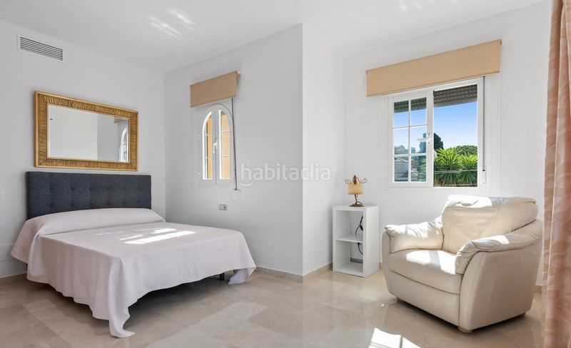Foto cd978f39-5a9e-455d-bbf6-e41ef0c9ed59. Chalet en Costabella Marbella