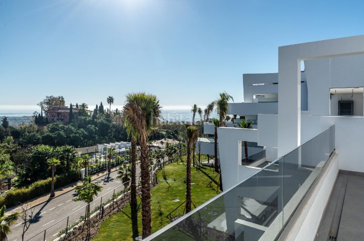 Foto 02e09daf-6c41-426b-9e83-0c8752a82252. Apartament amb calefacció aparcament piscina a altos de Estepona Estepona