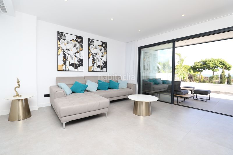 Foto 61ed7a7b-efac-43a8-a506-299684276e34. Apartament amb calefacció aparcament piscina a altos de Estepona Estepona