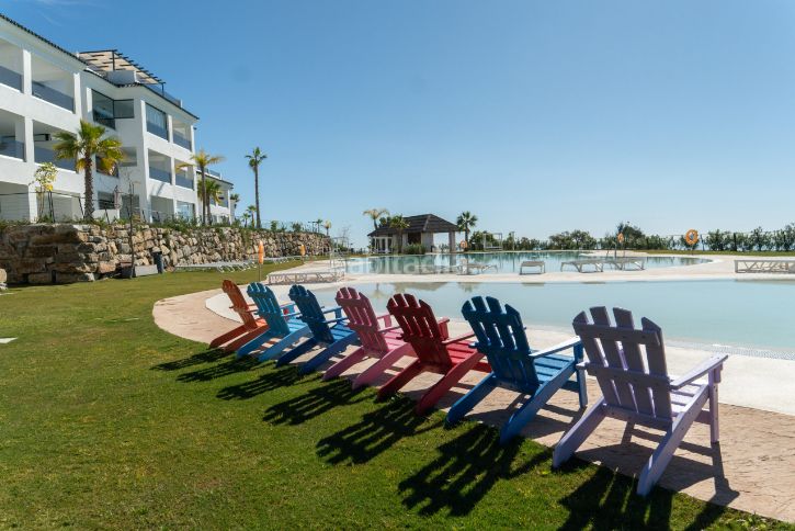 Foto d4bbaf38-ab30-416f-988b-96e9e186aed8. Apartament amb calefacció aparcament piscina a altos de Estepona Estepona