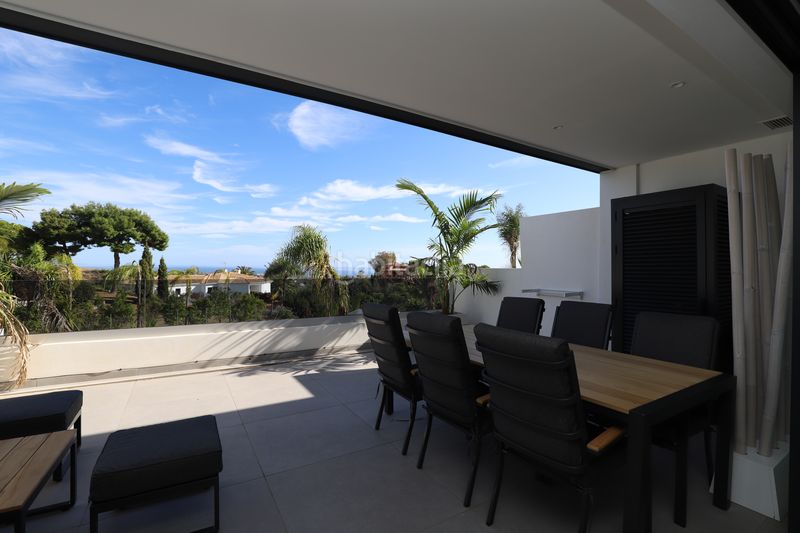 Foto fc7c72f3-75ab-4431-b10a-992b7725f6f4. Apartament amb calefacció aparcament piscina a altos de Estepona Estepona