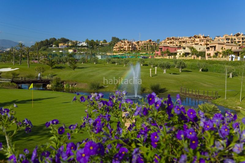 Foto b66ab499-cec8-4337-bda6-7ebcd100bfe5. Casa adossada a Paraiso - Barronal Estepona