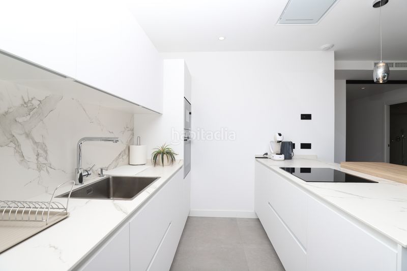 Foto 09d49d69-a12c-445b-a7fa-bc7ca8001c4d. Rent apartment with heating parking pool in altos de Estepona Estepona