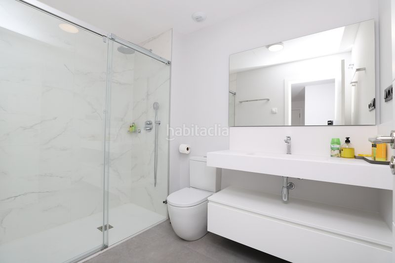 Foto 244ba14c-6f70-403c-9e34-13d4d6509ecc. Rent apartment with heating parking pool in altos de Estepona Estepona
