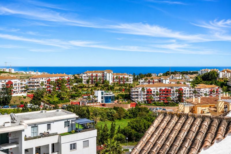 Foto db031dc0-1999-447d-a65f-b171e24cb591. Apartament amb calefacció aparcament piscina a Riviera del Sol Mijas