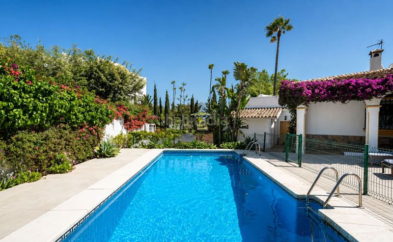 Foto ba49daf1-2ab2-40ea-b7df-b28d82cf3593. Xalet amb aparcament piscina a Guadalmina Alta Marbella