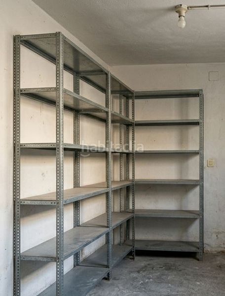 Foto fa387e91-409d-4179-b49e-7f2842ecfa8f. Pis amb aparcament a La Buhaira Sevilla