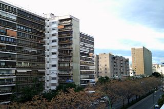 Pis en La Buhaira. Piso en el coraz�n de nervi�n