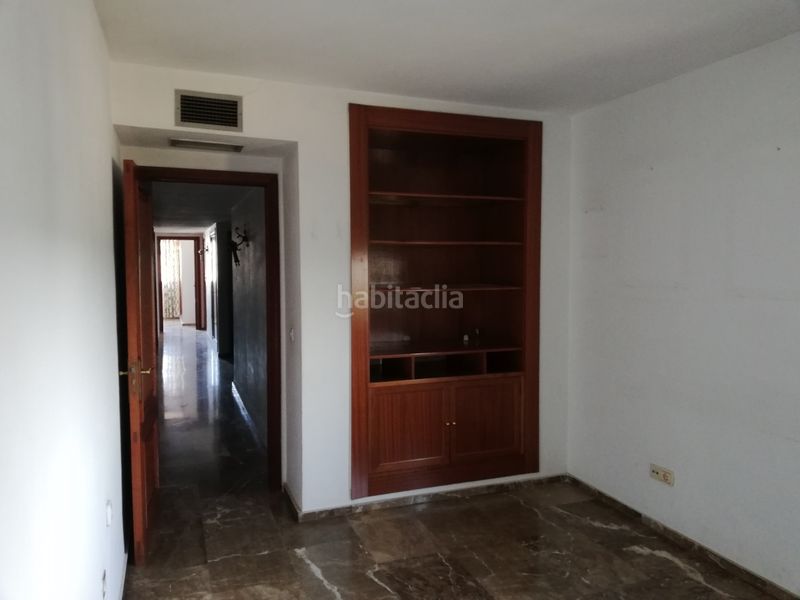 Foto 544eba55-4d16-4acf-8afb-8d21ac73826f. Àtic amb aparcament a San Lorenzo Sevilla