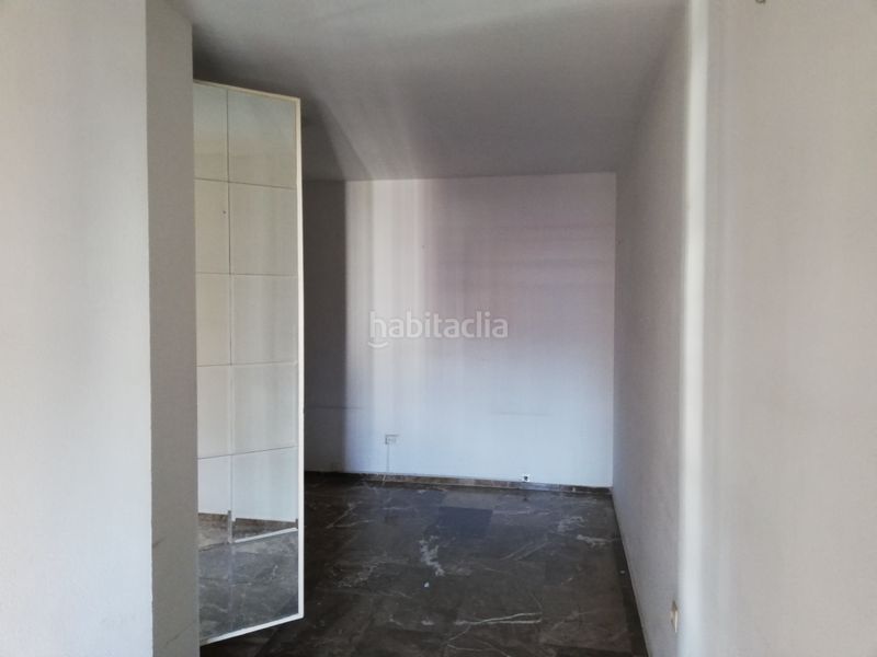 Foto 9847b049-befc-4957-941c-77565fcab278. Àtic amb aparcament a San Lorenzo Sevilla