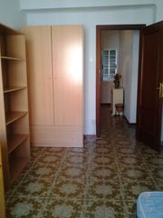 Etagenwohnung en Pe�amefecit - Avda Barcelona. Piso para inversores