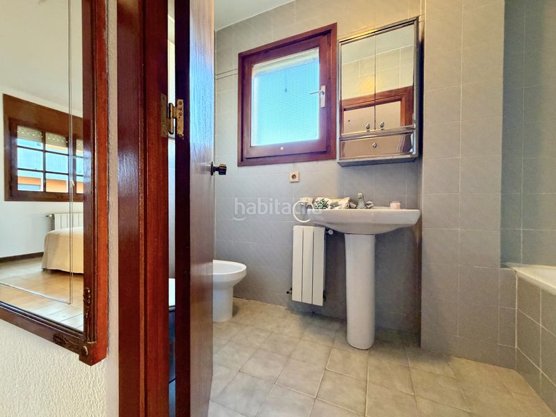 Foto 2c9343c0-3329-4183-bef3-073e44a4b014. Casa adossada a Calafell - cl jaume pallares 1 a Calafell