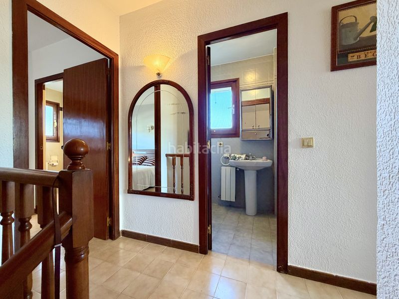 Foto 32f8928d-85e0-4d83-8661-7340539a9b00. Casa adossada a Calafell - cl jaume pallares 1 a Calafell