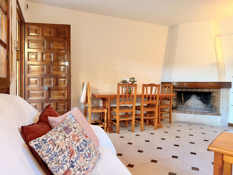 Foto ca262ee6-3f9e-4d2e-8fcc-a010e2aea0d9. Casa adossada a Calafell - cl jaume pallares 1 a Calafell