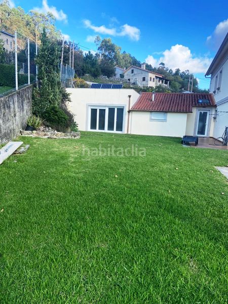 Foto 7a0375d4-78af-47e1-817d-431aae63b732. Lloguer xalet amb xemeneia calefacció aparcament piscina a Cangas