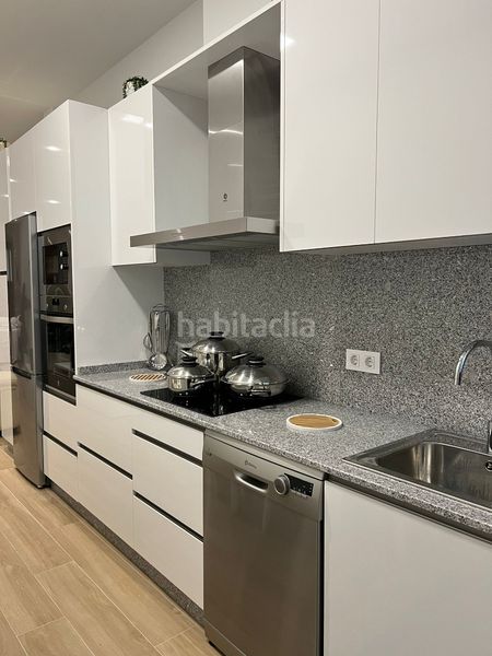 Foto 27115c97-ae29-4584-84e4-fb6bdc4eeb0b. Lloguer apartament amb calefacció a Cangas pueblo Cangas
