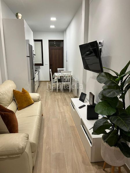 Foto feb24b29-ae72-4b58-b7ec-41b4f8c4d821. Lloguer apartament amb calefacció a Cangas pueblo Cangas