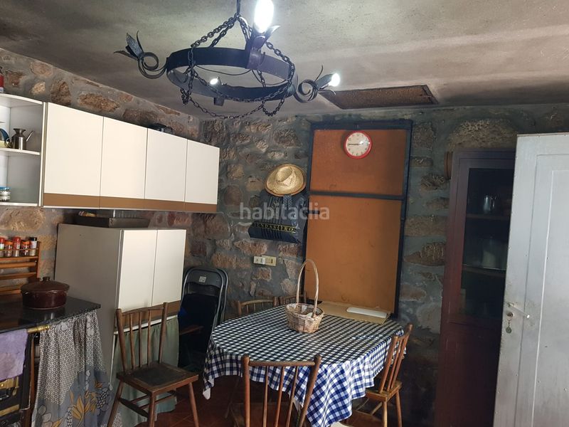 Foto ea2ceb1a-888b-4e32-ae50-5fbbe535f789. Casa amb calefacció a Cotobade