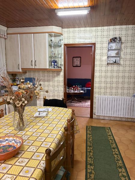 Foto f8da457e-f584-4ffe-b0ca-c42a0b7504cb. Casa con riscaldamento in Cotobade