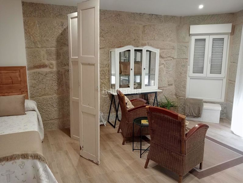 Foto cc988f18-3461-407e-aadc-e9691e7e55fd. Lloguer casa a rúa do hío 15 a Cangas pueblo Cangas