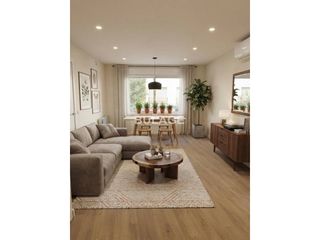 Casa a Calle doctor candi bay�s 33. Casa totalment reformada en venda a vic  a punt per entrarhi a v