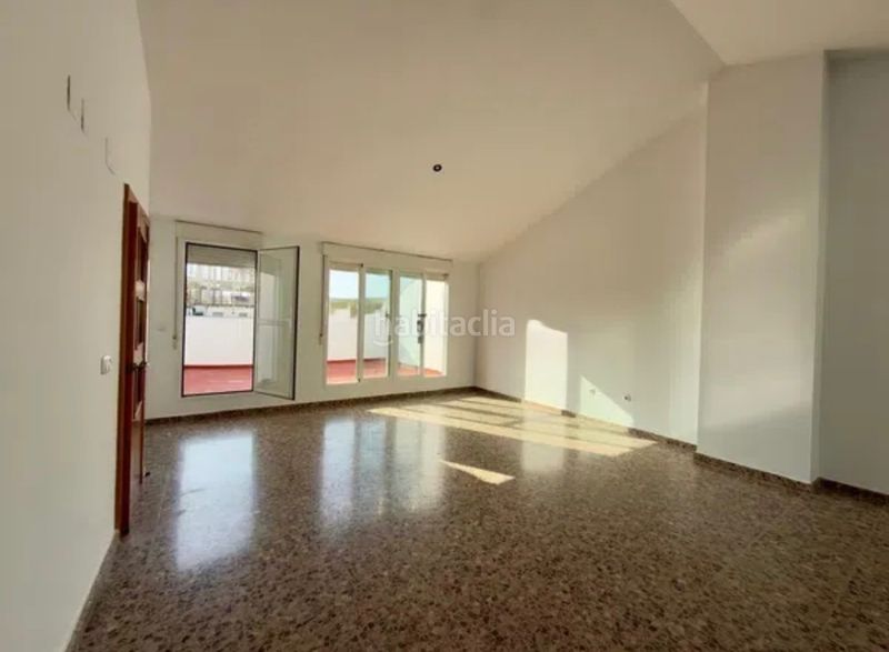 Foto 5e069c75-e2a7-4f72-8bff-644011ced0ab. Casa in Maria Auxiliadora - Barriada de Llera Badajoz