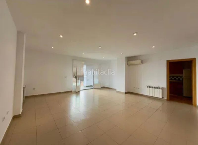 Foto a83d97d5-d35c-4735-a904-bc1e0be0cde0. Casa in Maria Auxiliadora - Barriada de Llera Badajoz