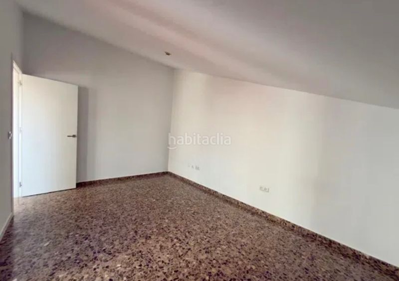 Foto e357c510-4f22-4787-83a5-a899c037cacd. Casa in Maria Auxiliadora - Barriada de Llera Badajoz