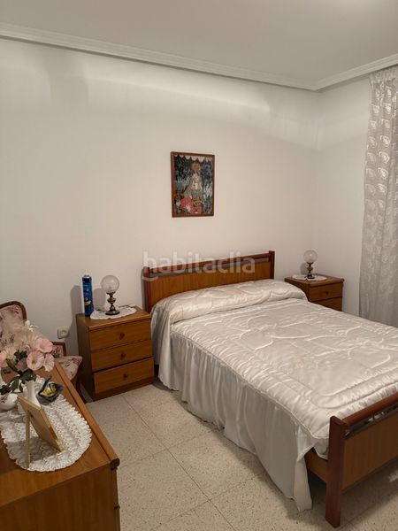 Foto 1d1f25cd-bd63-4670-9509-2f3901ffc6c9. Casa adossada amb calefacció aparcament a Avenida Elvas Badajoz