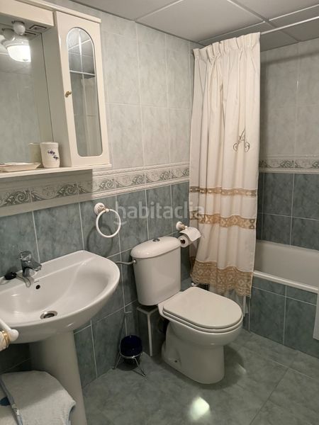 Foto 9d31ab91-5312-405b-8256-ff1639573554. Casa adossada amb calefacció aparcament a Avenida Elvas Badajoz