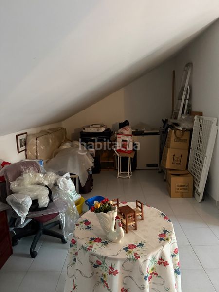 Foto eca3f7e2-901a-4026-93ec-3f3c33e80ba5. Casa adossada amb calefacció aparcament a Avenida Elvas Badajoz