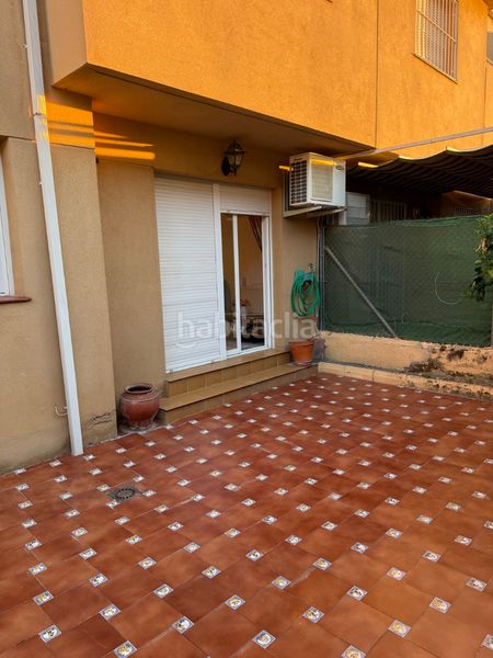 Foto f45f83b1-8c59-4e0a-8b7d-e6d386259a17. Casa adossada amb calefacció aparcament a Avenida Elvas Badajoz