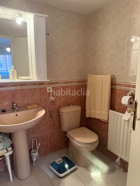 Foto f7a5287b-2231-45b8-a747-5849d5598405. Casa adossada amb calefacció aparcament a Avenida Elvas Badajoz