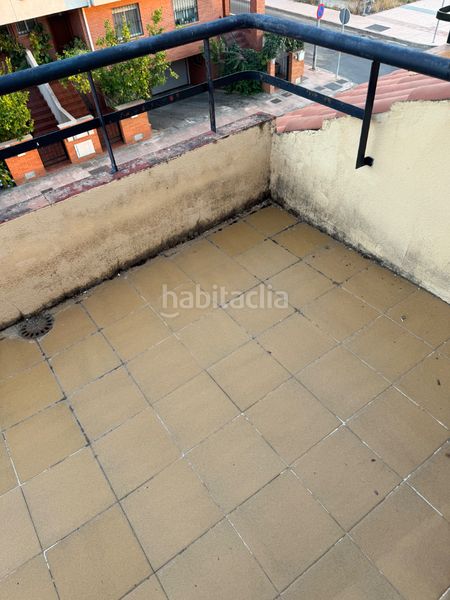 Foto fc0199f6-ba7e-4b7d-9d35-14ac8356d84f. Casa adossada amb calefacció aparcament a Avenida Elvas Badajoz