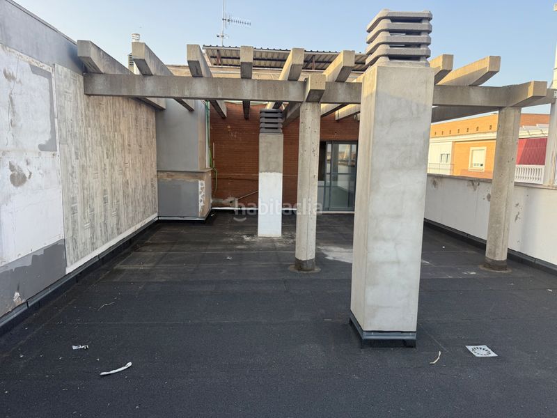 Foto 311a652f-fc04-475f-8c91-1d54ab8439f4. Apartament amb aparcament a Avenida Elvas Badajoz