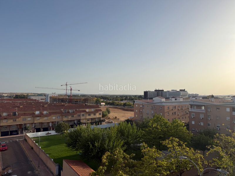 Foto 717a9de2-a7a0-4eb4-be3c-b0c2242bd89a. Apartament amb aparcament a Avenida Elvas Badajoz