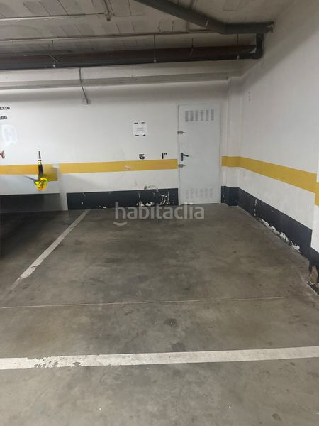 Foto b0882051-d827-4161-bd1d-3afd736c9f00. Apartament amb aparcament a Avenida Elvas Badajoz