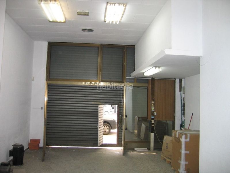 Foto ff957aeb-a1d4-4f37-8f81-ba802960c852. Local comercial a Russafa Valencia