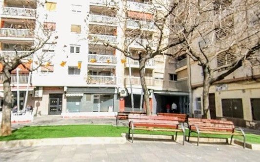 Foto c34249f7-f850-4734-913b-47251ffca2c4. Local comercial a Cardenal Benlloch Mislata