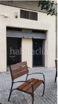 Foto d9f5f79e-d6c5-4997-a054-b9bda4272824. Local comercial a Eixample Tarragona