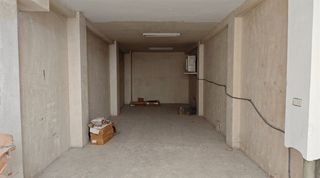 Business premise  Calle porto cristo. Local ideal