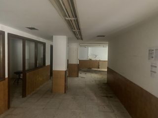 Business premise  R�a descanso. Local
