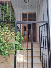 Etagenwohnung  Calle maestra. Vivienda centro mancha real