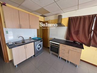 Business premise  De renau. Encantador local comercial a pie de calle con terraza