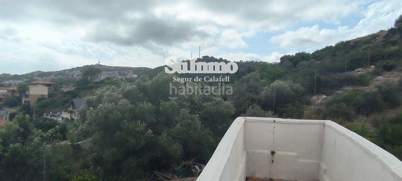 Foto cce96061-02e7-41a5-b0c9-1c13a7344cc2. Xalet amb calefacció aparcament piscina a Segur de Calafell nucli urbà Segur de Calafell